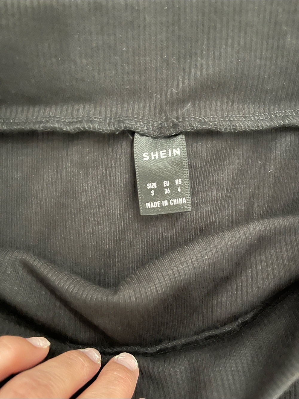 SHEIN Black Ribbed Ruched Side-Tie Mini Skirt - Picture 2 of 3